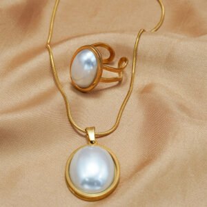 Oval Gold Jewelry Set