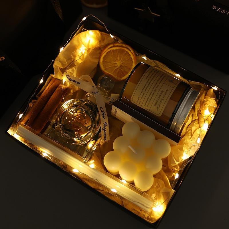 Aromatherapy Candle Gift Box - Image 2