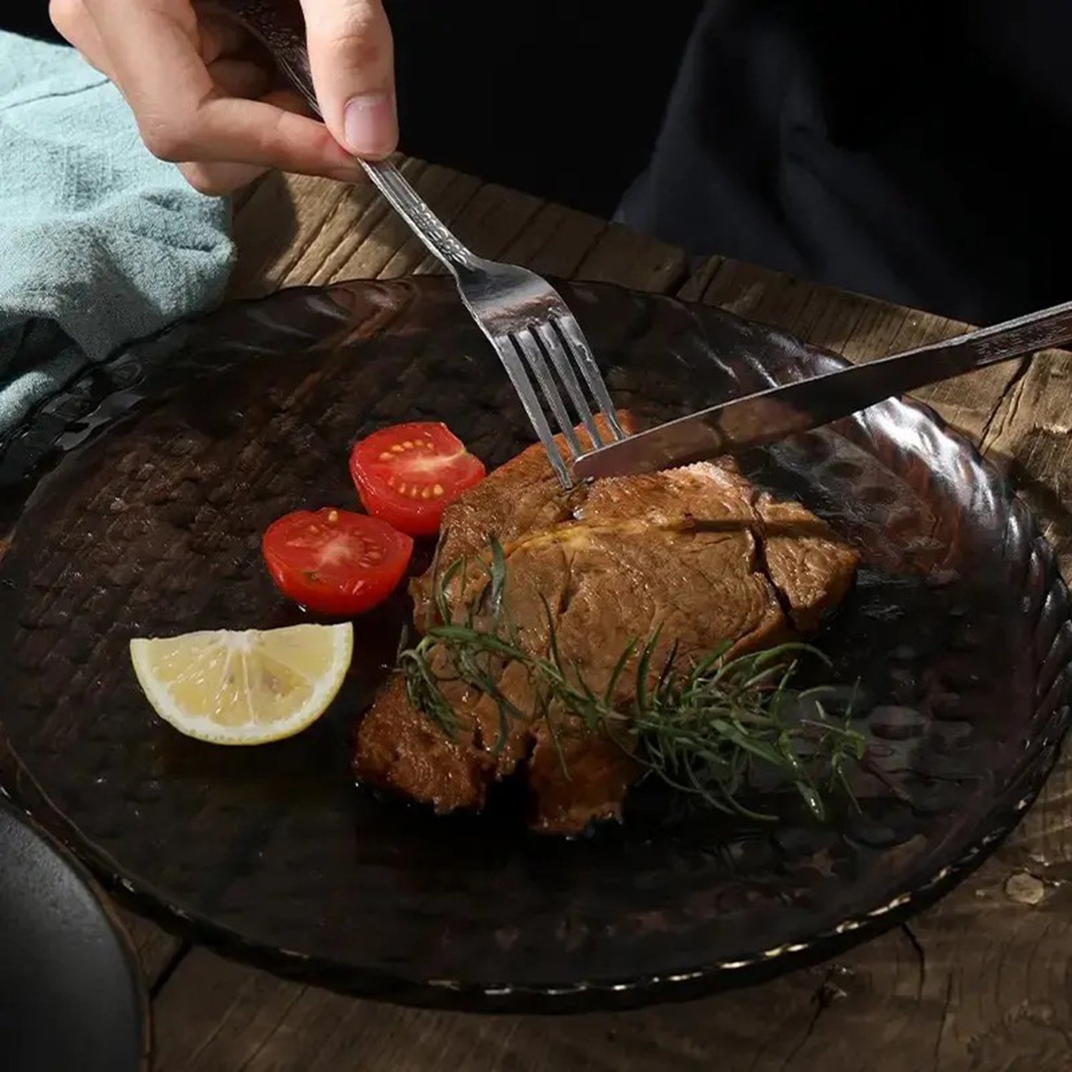 Deluxe Premium Cutlery Flatware Set For The Home - Stainless Steel Cutlery Service With 1 Dinner Fork, 1 Dinner Knife, 1 Dinner Spoon And 1 Tea Spoon - Durable, Elegant And Rust-resista - Image 8