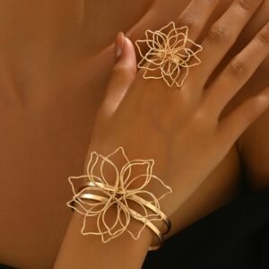 Elegant Geometric Jewelry Set