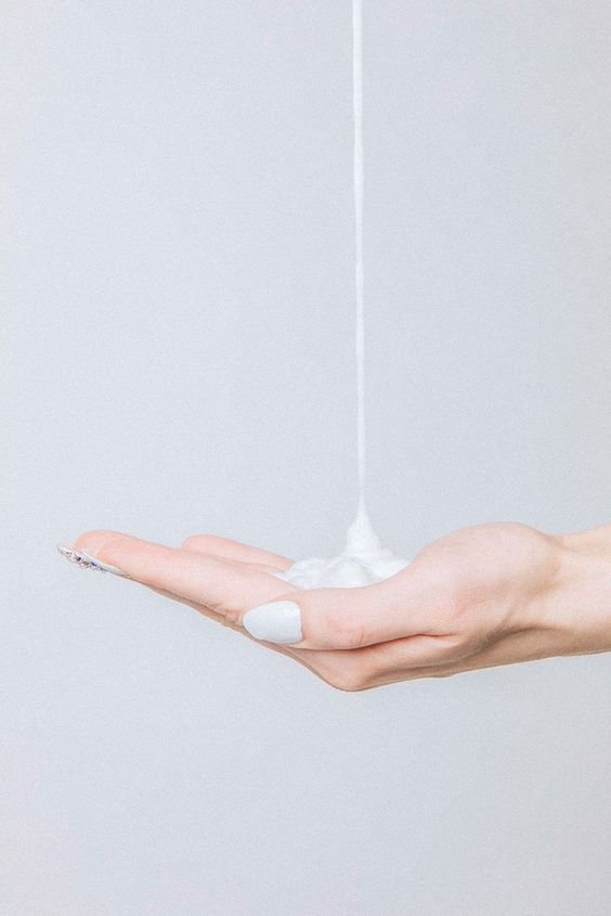 ELMOOSA Hair Care Leave In Conditioner,100ml&250ml Enriched With Various Advanced Ingredients,Hydrates & Strengthens Hair - Image 9